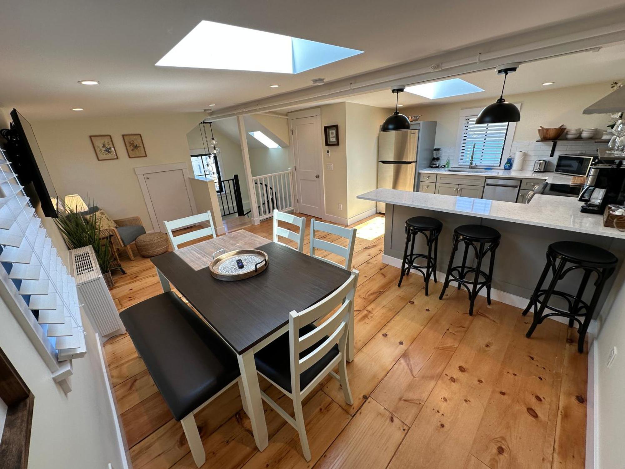 Prime Location! Renovated House! 6 Bed4 Bath Βίλα Νιούπορτ Εξωτερικό φωτογραφία