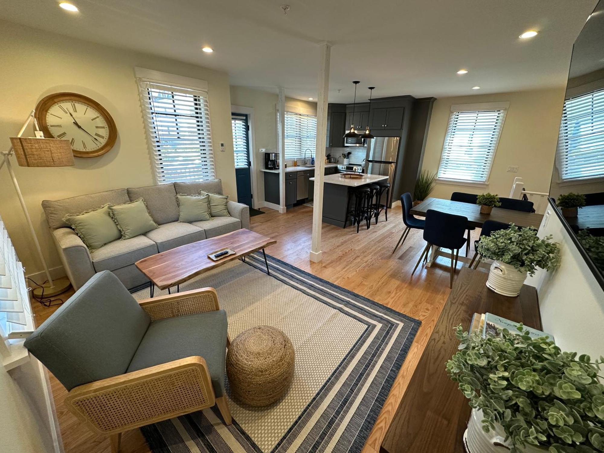 Prime Location! Renovated House! 6 Bed4 Bath Βίλα Νιούπορτ Εξωτερικό φωτογραφία